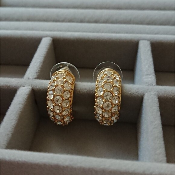 Kenneth Jay Lane Rhodium-Plated & Glass Crystal pierced Half Hoop Earrings - Picture 1 of 8